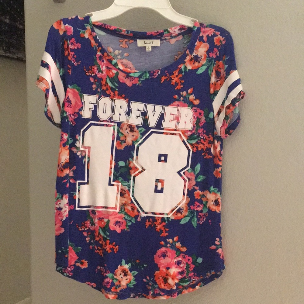 Graphic t-shirt